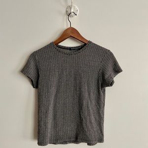 BRANDY MELVILLE black & white patterned tee